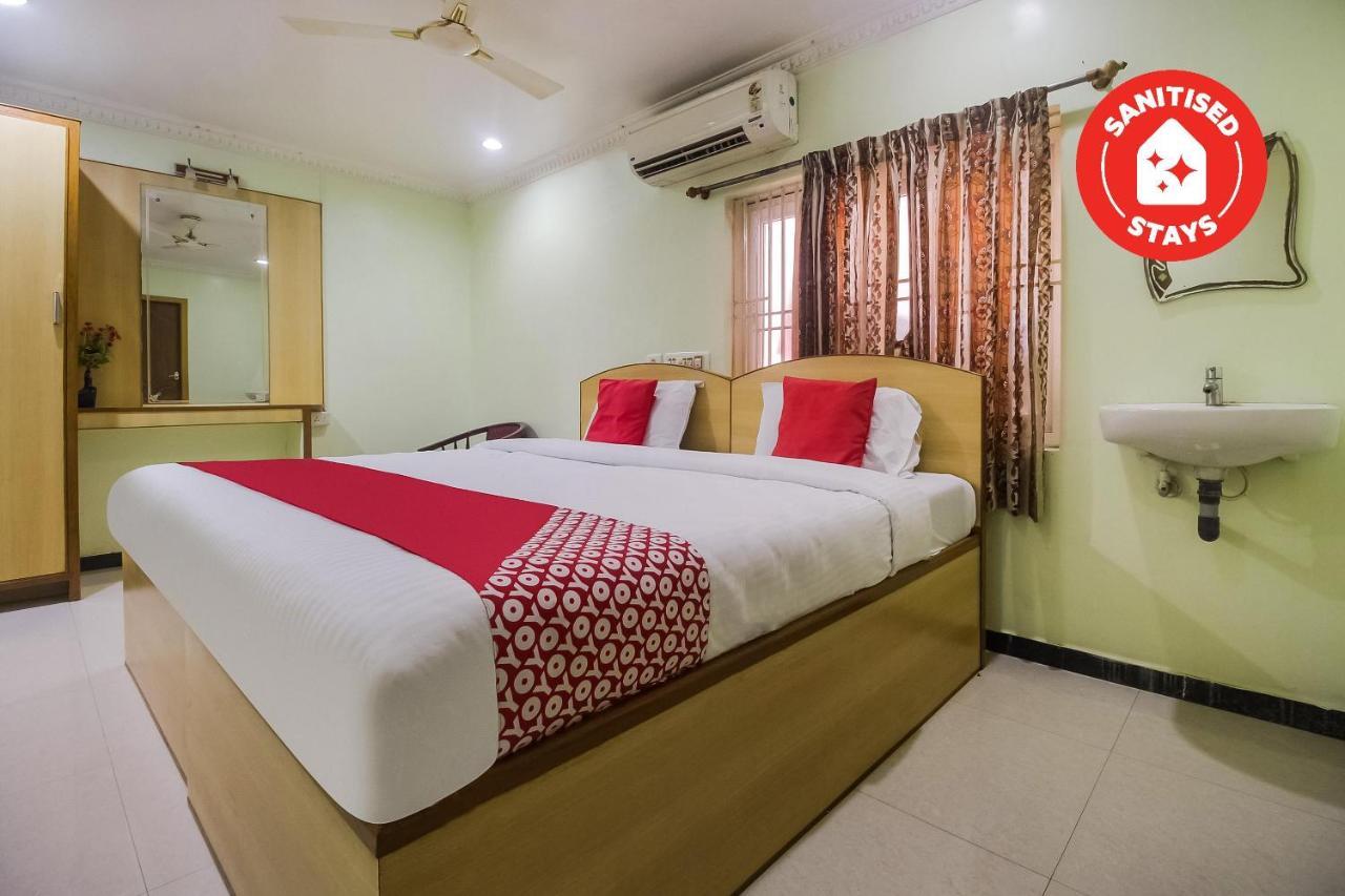 Oyo 70841 Hotel Anjali Residency Velur Exterior foto